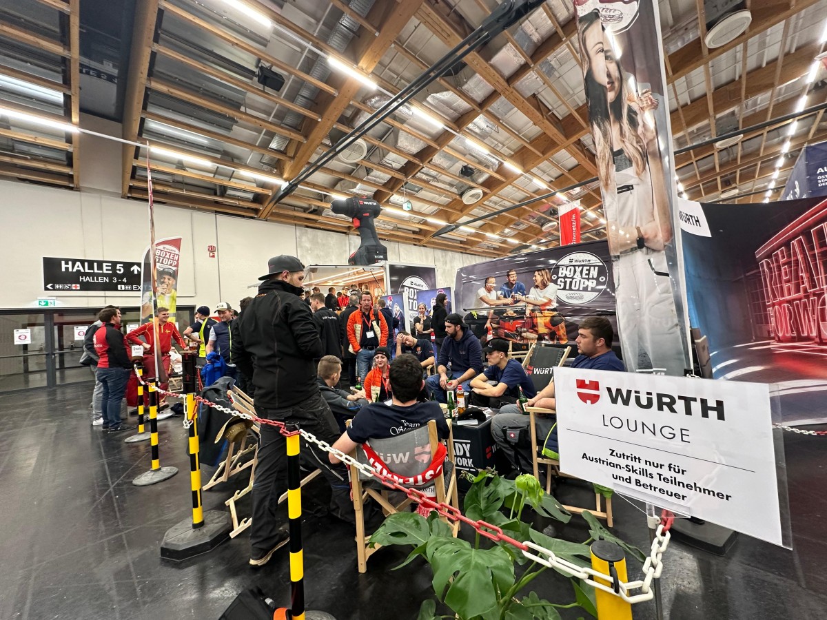 AustrianSkills: Der Würth Boxenstopp machte die Teilnehmenden sowie deren Expert:innen READY FOR WORK. © Würth